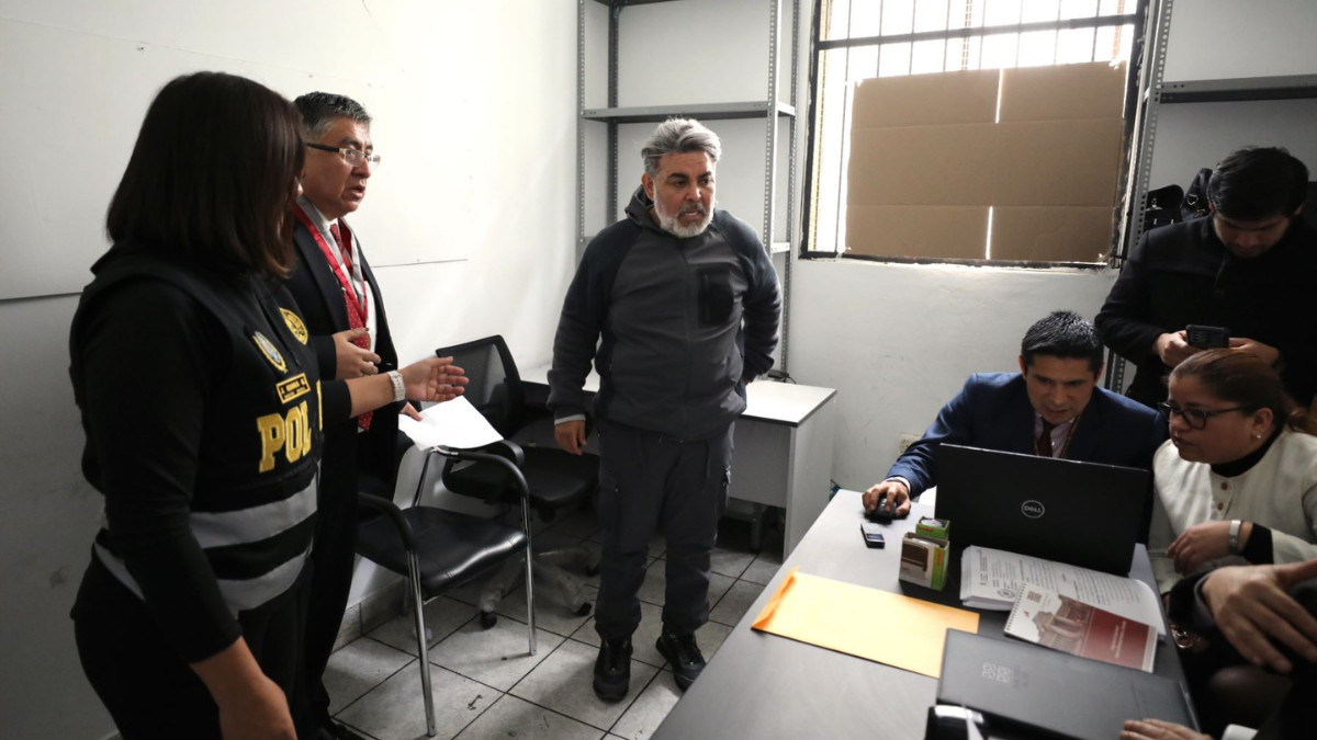 Judge cancels an order of preventive detention of Andrés Hurtado