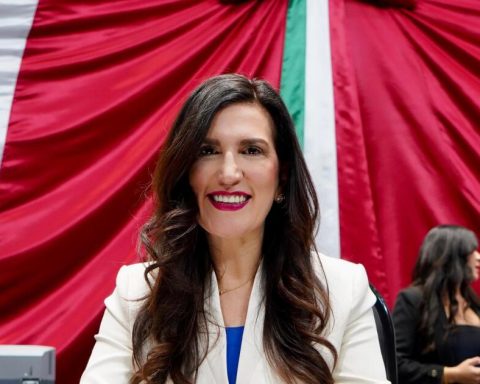 Kenia López Rabadán, from the theater to the presidency of San Lázaro