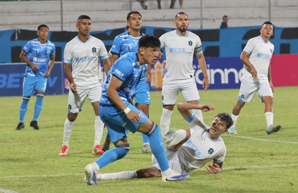 LIVE: Blooming 0-1 San Antonio - Final of the first half