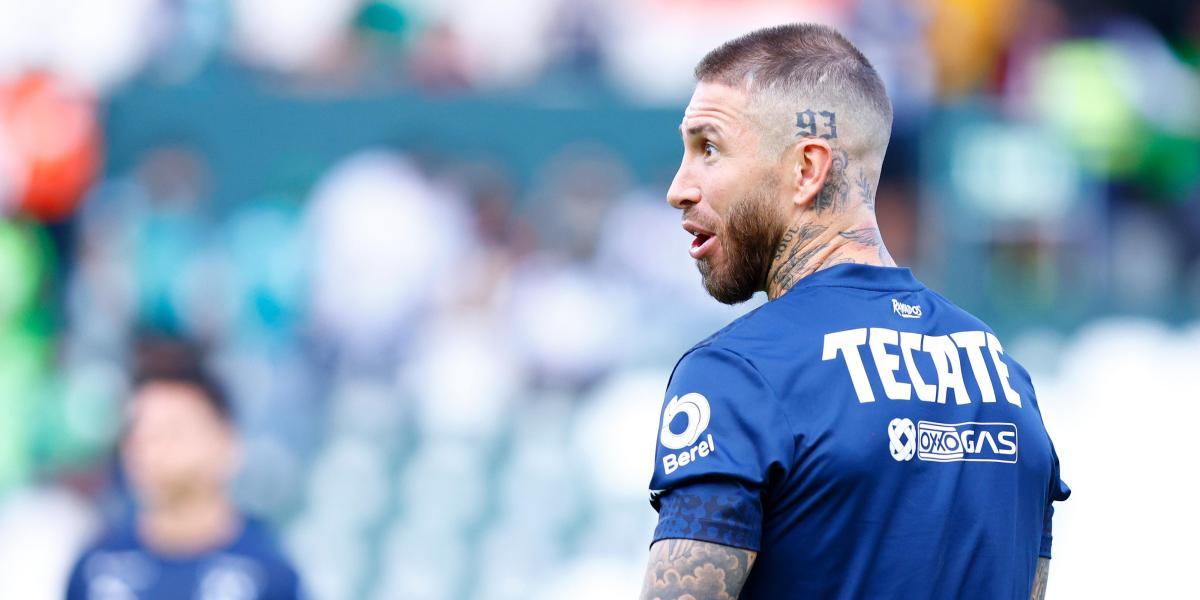 Lama, Siro and Cope's team are getting caught by Sergio Ramos