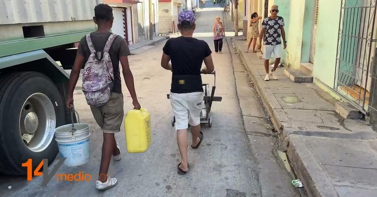 Load water in Santiago de Cuba: the routine of thousands of families that worsens through the blackouts