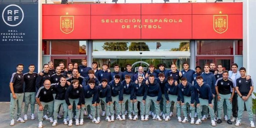 Louzán Arenga to the Sub-20 before starting its World Cup adventure in Chile
