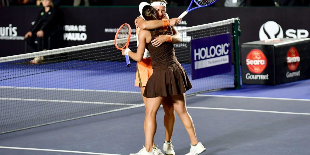 Luisa Stefani and Timea Babos won title of pairs at SP Open