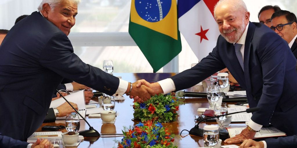 Lula announces support for the Panama Canal Neutrality Agreement