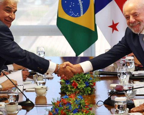 Lula announces support for the Panama Canal Neutrality Agreement