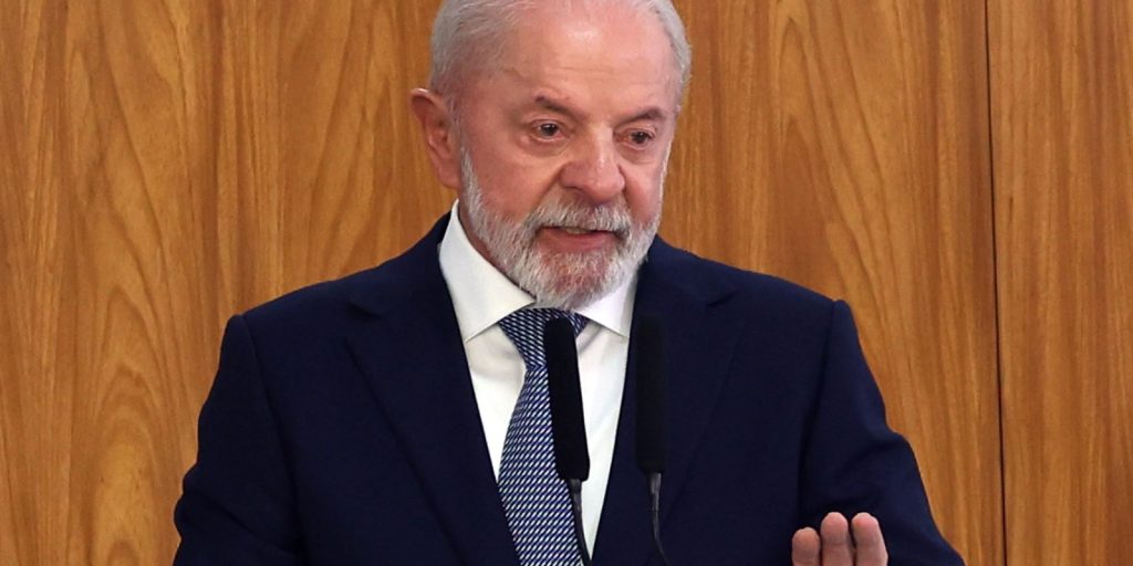 Lula talks to German Chancellor Friedrich Merz