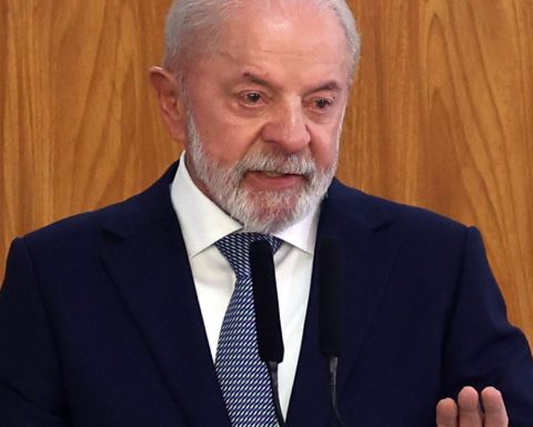 Lula talks to German Chancellor Friedrich Merz