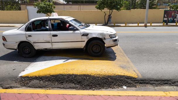 Lying police: technical and legal controversies