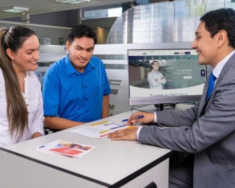 MEF highlights the access of all Peruvians to Social Security