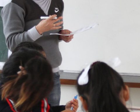 MINEDU separates more than 2,100 teachers and administrators processed by serious crimes