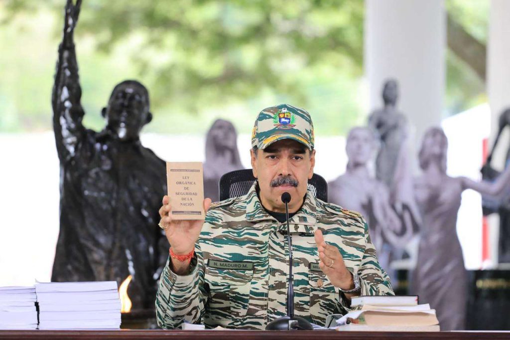 Maduro: Venezuela will never have colonialist military doctrine