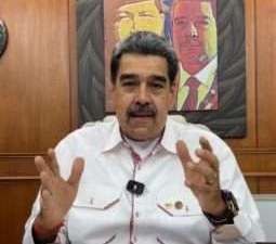 Maduro summons militiamen and enlisted to appear in the barracks