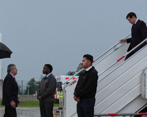 Marco Rubio starts his official visit to Mexico