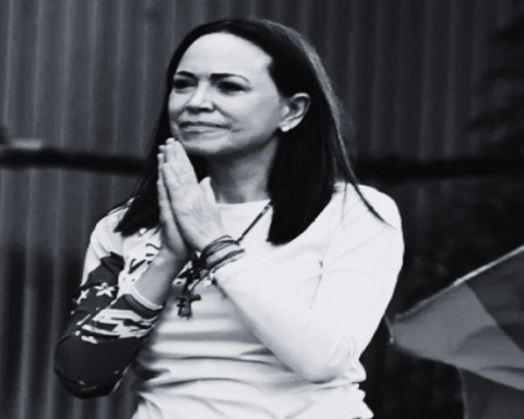 María Corina seeks to establish a media dictatorship to justify intervention