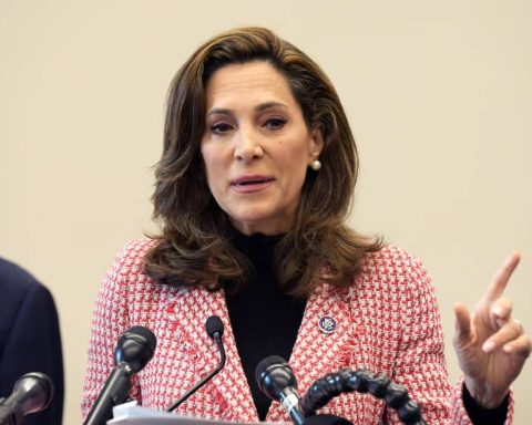 María Elvira Salazar: Zelle confirmed that Daniel Puglia, son -in -law of Padrino López, has been expelled from her platform