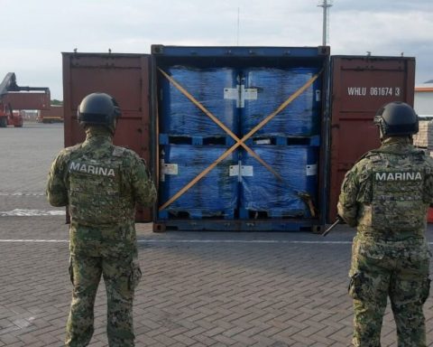 Marina, to be the best evaluated to wrapped in Huachicol; "It is not incorruptible"