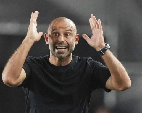 Mascherano congratulate Dembélé for the Golden Ball: "It showed that he was a different player"