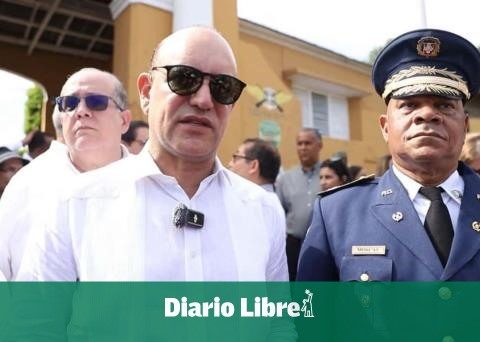 Mayor of Santiago Resanuda Central Fire Station