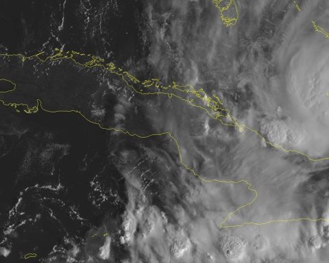 Extensa zona de nublados sobre el oriente de Cuba