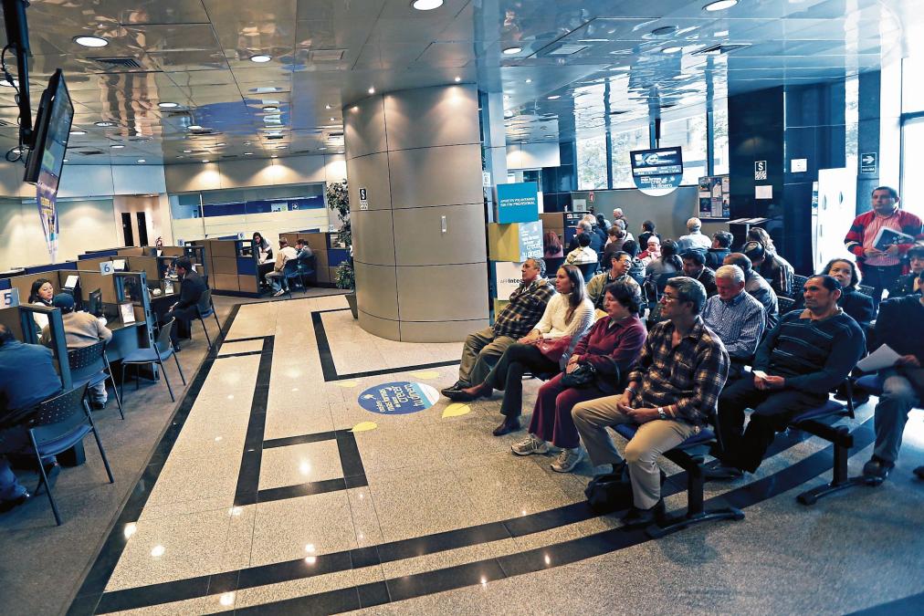 Minimum pension will be for affiliates of the public and private system