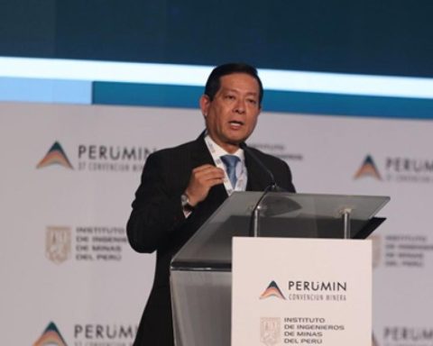 Mining represents 15% of GDP, Premier Eduardo Arana reported