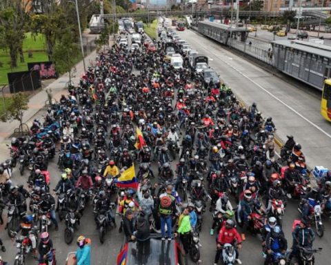 Minute by minute of protests in Bogotá against Mayor Galán: points with effects