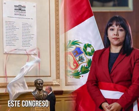 Mirtha Vásquez does not appear on the plate of former presidents of Congress and she replies: "I felt honest"