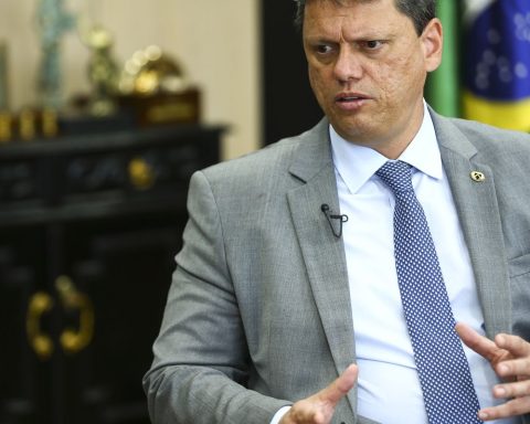 Moraes authorizes visit from the governor of São Paulo to Jair Bolsonaro
