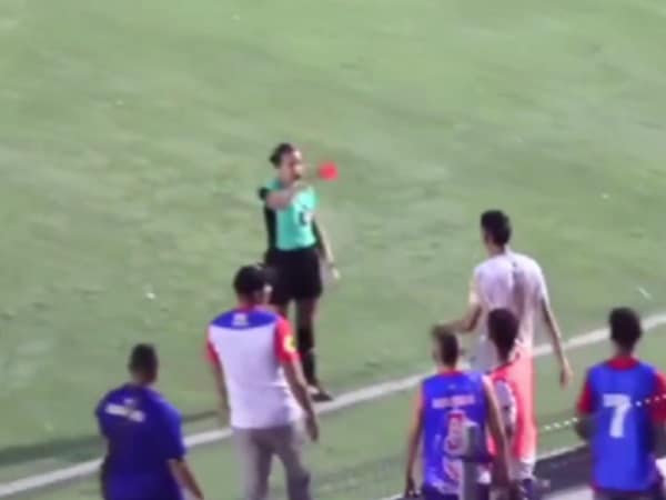 Arbitra Ceballos, víctima de agresión.