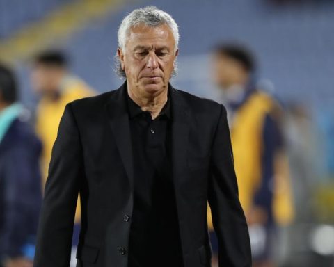 Néstor Gorosito, suspended 6 games for disrespectful gestures