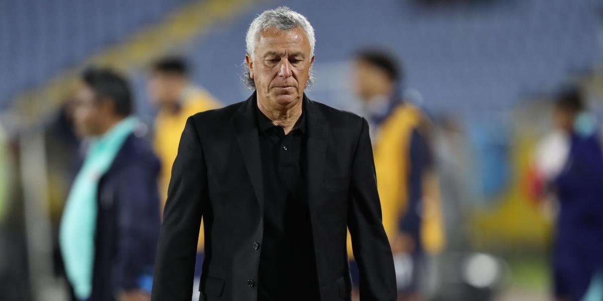 Néstor Gorosito, suspended 6 games for disrespectful gestures