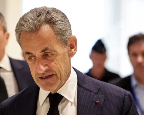 Nicolas Sarkozy sentenced to five years in prison: a turning point for French justice