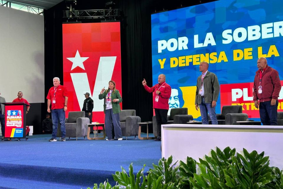 Of Maduro's warning to the hair order: we go to the armed revolutionary struggle