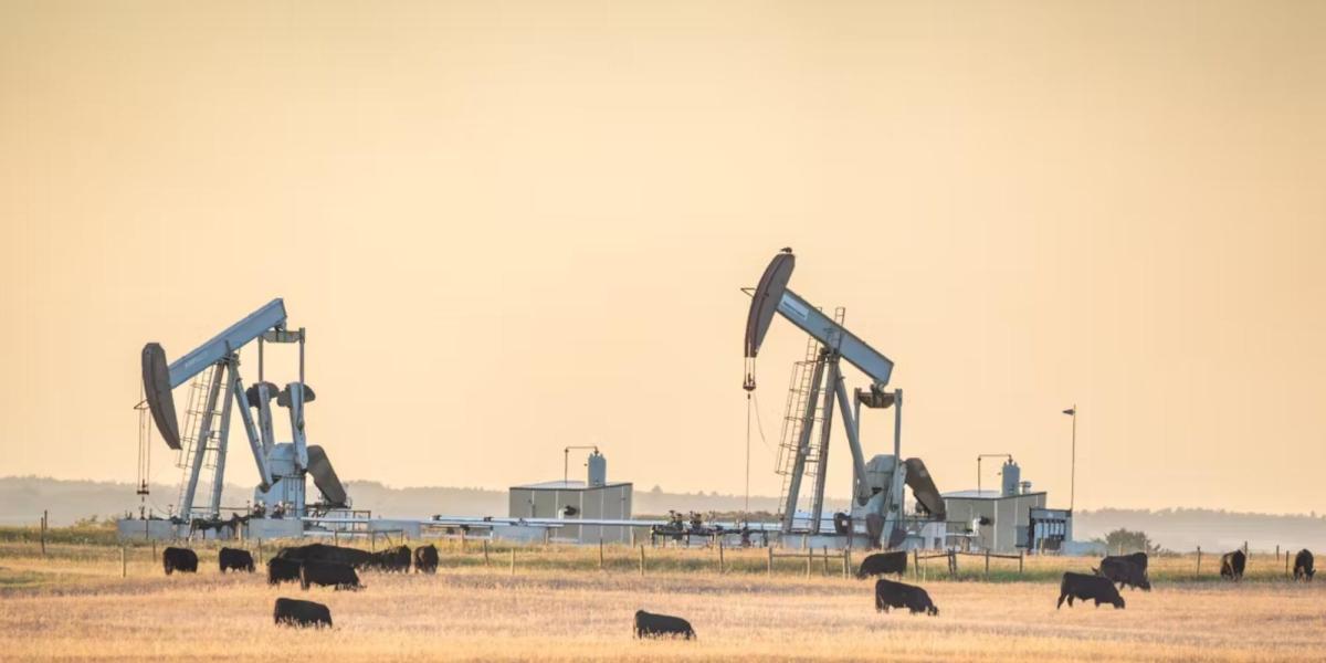 Oil rises 1% after Ukrainian attacks against Russian energy infrastructure