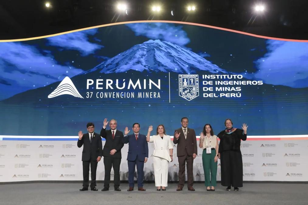 PERUMIN concludes with a call to the fight against illegal mining