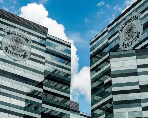 PF tells the STF that Zambelli did not make coercion actions against the court