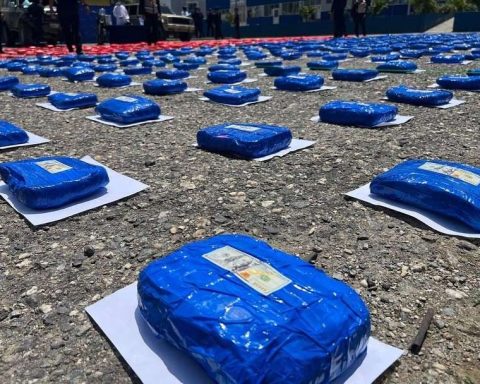 PNB seized 864 marijuana panels in the middle of a shooting