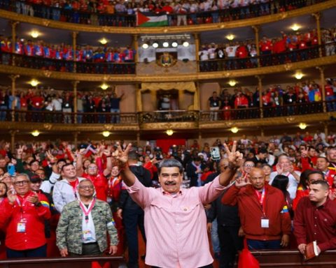 Presidente Maduro en Plenaria PSUV y JPSUV: Nuestro destino es la victoria