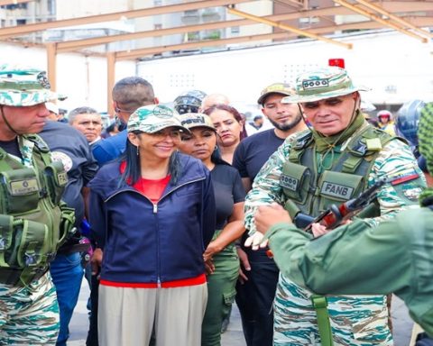 Ministro Padrino: FANB y pueblo escriben doctrina revolucionaria de la buena