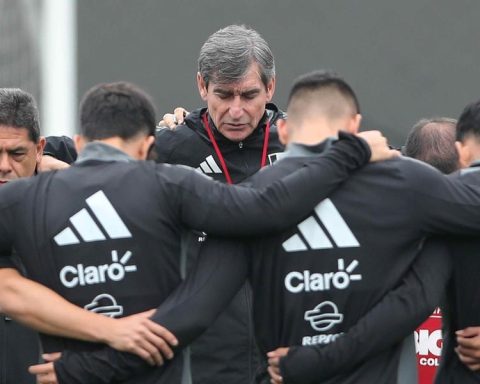 Peru charges Óscar Ibáñez