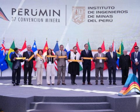 Perumin 37 was inaugurated in Arequipa with the presence of authorities and diplomatic corps