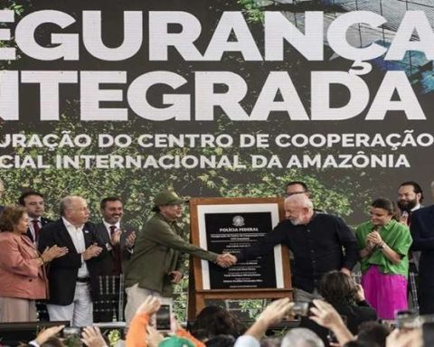 Petro and Lula reject intervention attempts in Venezuela