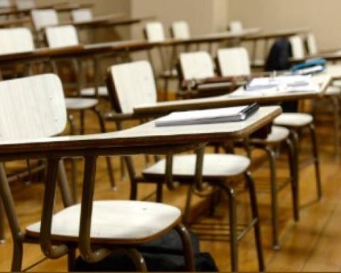 Petro data about education reveal more statistical alterations than improvements