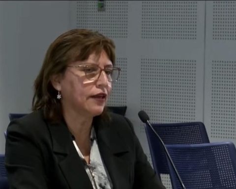 Police protection withdraw to the suspended fiscal of the nation Delia Espinoza