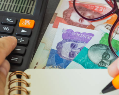 Political atmosphere continues to obscure investment climate in Colombia