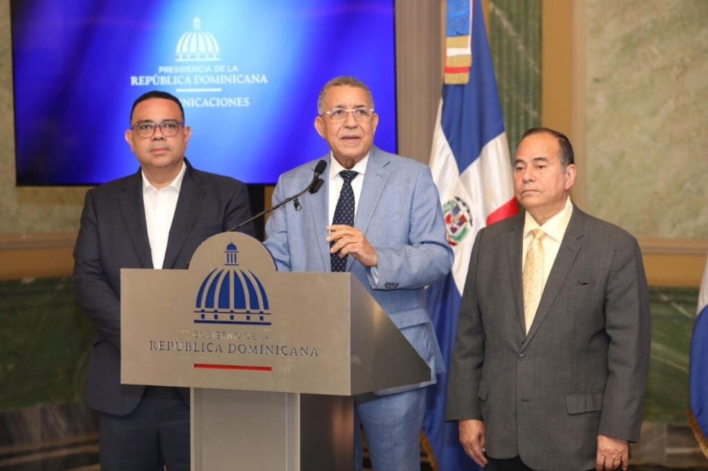 Presidente Abinader ordena enviar a Procuraduría presuntas irregularidades SENASA