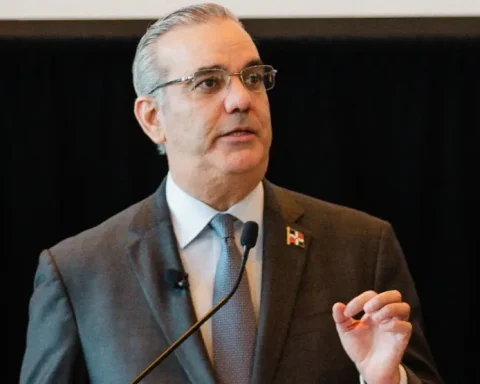 Suspenden actividades del presidente Abinader este domingo por efectos de vaguada