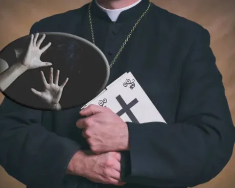 Suspenden a sacerdote acusado de abusos a menores: lo que sabemos