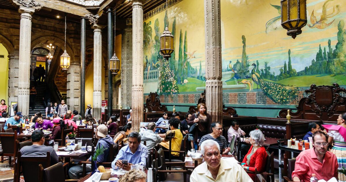 Private consumption anticipates setback in July and August