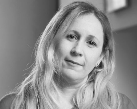 Profe Janys: a Cuban legist who triumphs in Uruguay